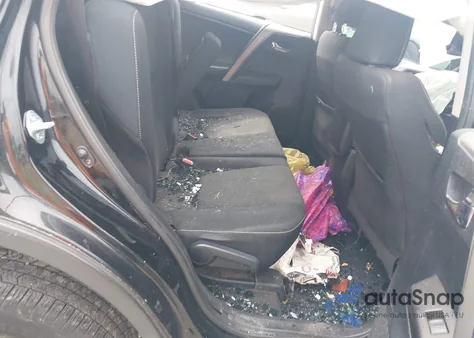 2018 Toyota Rav4 Xle from USA, damaged, VIN 2T3RFREV2JW705023